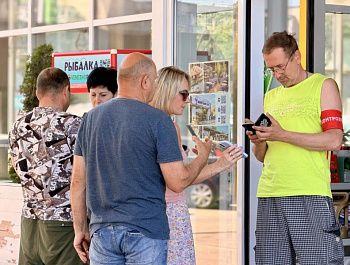 На севастопольских АЗС дежурят сотрудники городских департаментов и предприятий