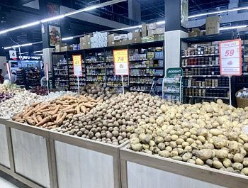Торговые сети Севастополя нарастили товарные запасы и запустили специальные акции