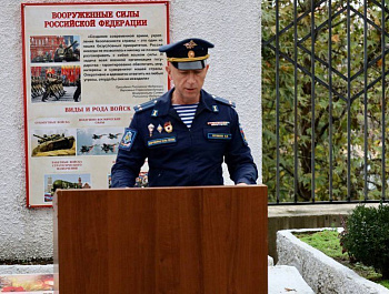 Более 50 призывников отправились на срочную службу