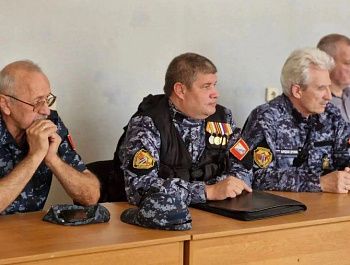 В Севастополе наградили лучших народных дружинников