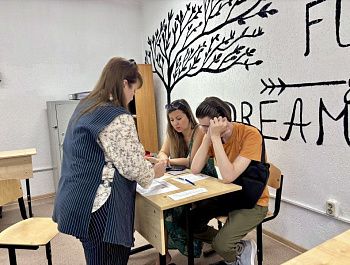 Абитуриенты подали 618 заявлений в колледж информационных технологий