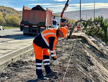 Севастопольский Автодор обустраивает новые остановки на повороте к селу Резервное