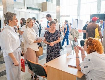 В Севастополе прошла ярмарка вакансий