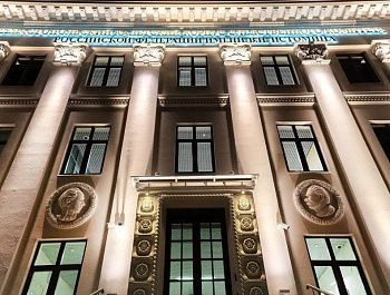 Поздравление Михаила Развожаева с 5-летием со дня образования Севастопольского кадетского корпуса Следственного комитета Российской Федерации имени В. И. Истомина