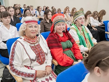 В Институте развития образования прошел студенческий конкурс «ЭтноКраса»