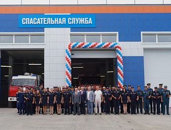 В День 150-летия пожарной охраны Севастополя Михаил Развожаев открыл пожарную часть в Павловке и вручил награды пожарным и спасателям