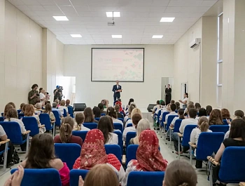 В Институте развития образования прошел студенческий конкурс «ЭтноКраса»