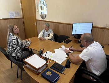 В Севастополе одиноких пожилых людей и инвалидов принимают в семьи