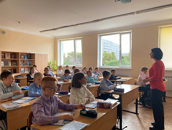 Поздравление губернатора Севастополя с Днем учителя