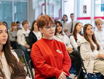 В СевГУ завершился управленческий интенсив «Будь в ТОПе!» для командных составов Губернаторских школьных трудовых отрядов