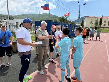 ФК «Байдары» стал победителем футбольного матча ко Дню России