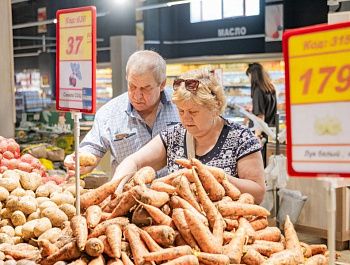 Торговые сети Севастополя перешли на работу в условиях ограничения электроэнергии и сохранили доступные цены на продукты