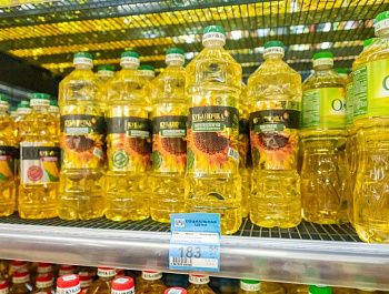 Севастопольские торговые сети сохранили цены на базовые продукты и снизили стоимость местных овощей и фруктов
