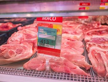 Севастопольские торговые сети сохранили цены на базовые продукты и снизили стоимость местных овощей и фруктов