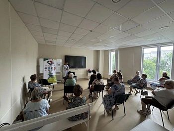 Более 200 севастопольцев посетили школу здоровья «Здоровый век» в поликлинике № 7