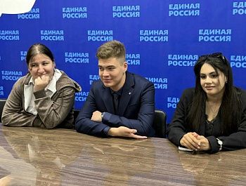 «Шеврон Победы»: в Севастополе прошел урок мужества с ветераном СВО