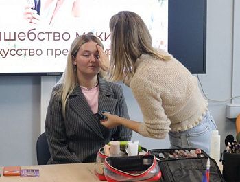Более 50 женщин с начала года стали участницами женского клуба при Кадровом центре Севастополя